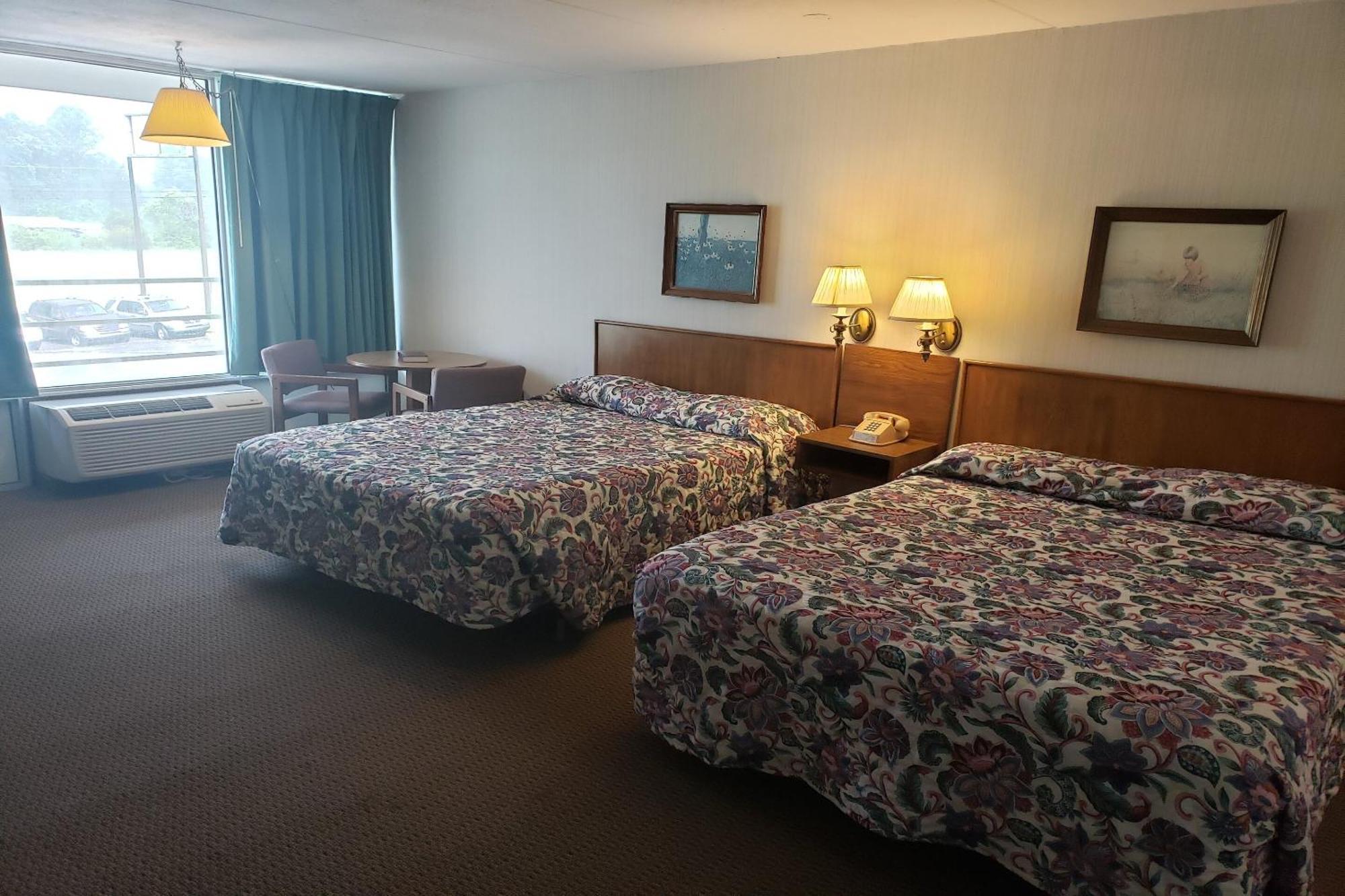 Oyo Hotel Whitely City Hwy 27 Ky Whitley City Exterior foto