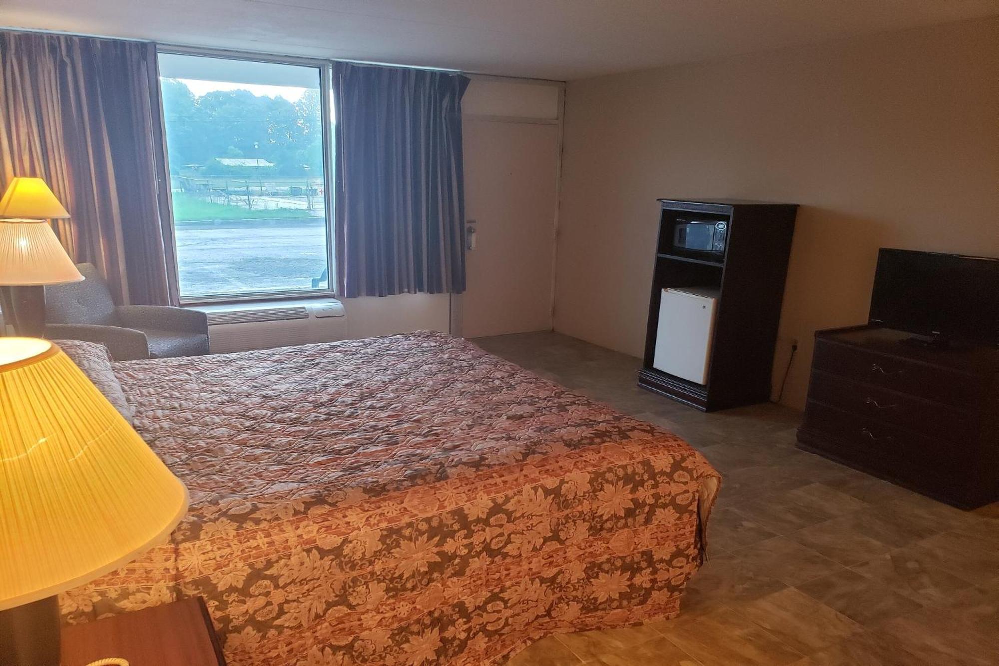 Oyo Hotel Whitely City Hwy 27 Ky Whitley City Exterior foto